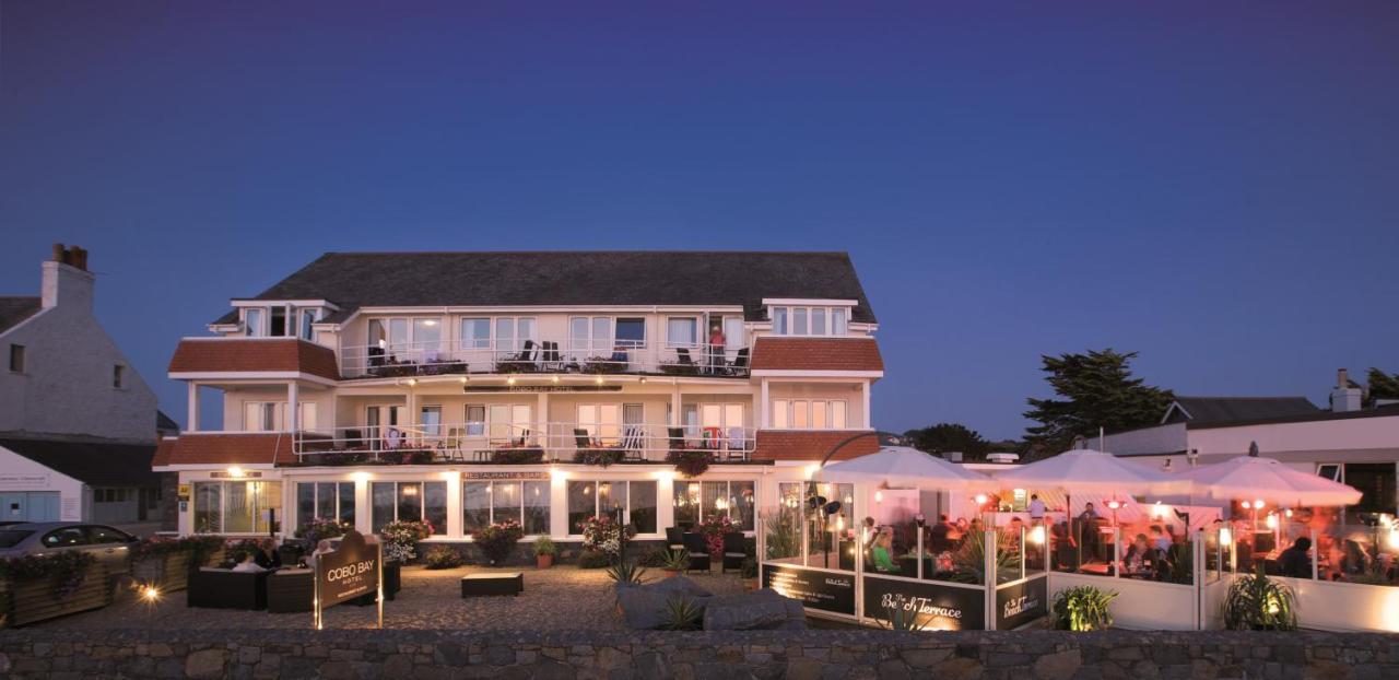 Cobo Bay Hotel Castel Exteriör bild